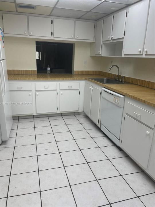 6548 Racquet Club Dr 89, Lauderhill, 佛羅里達州 33319, 美國