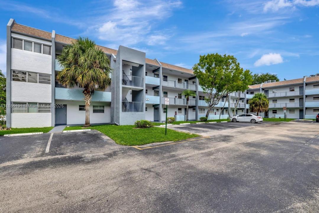 8311 Sands Point Blvd R105, Tamarac, Florida 33321, Estados Unidos
