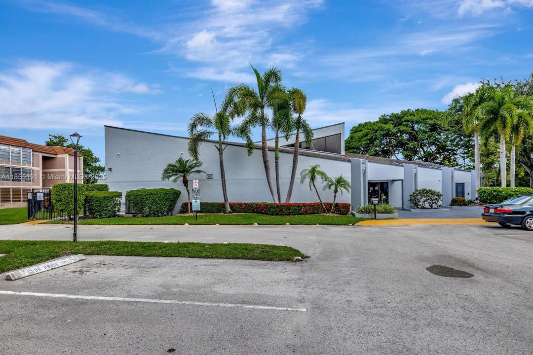 8311 Sands Point Blvd R105, Tamarac, Florida 33321, Estados Unidos