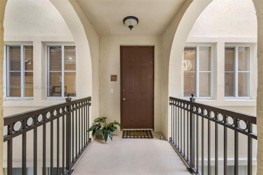 3055 NW 126th Ave 303, Sunrise, Florida 33323, Stati Uniti