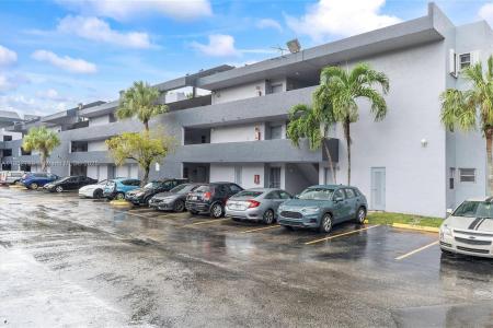 8841 W Flagler St 212, Miami, Florida 33174, USA