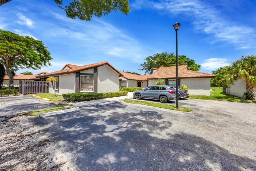 15225 SW 45th Ter F-49, Miami, 佛羅里達州 33185, 美國
