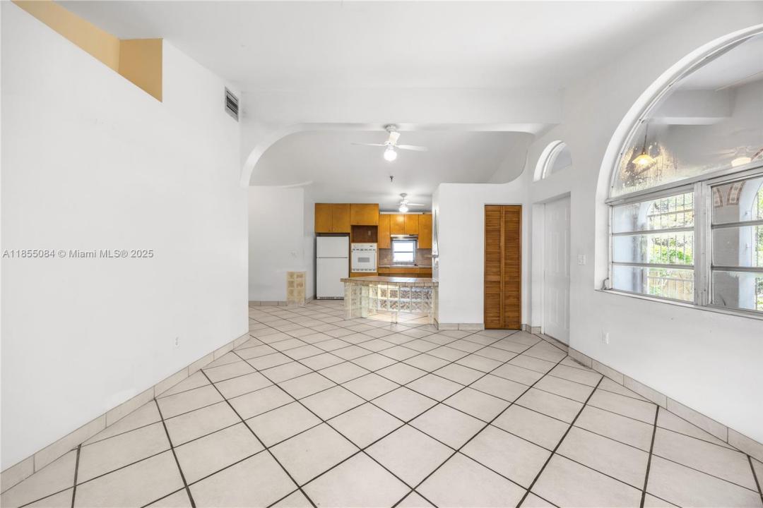 7041 SW 63rd Ct, South Miami, Florida 33143