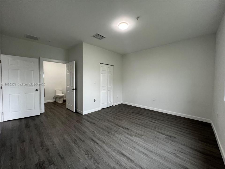 2311 NW 22nd Ave 203, Miami, فلوريدا 33142, الولايات المتحدة