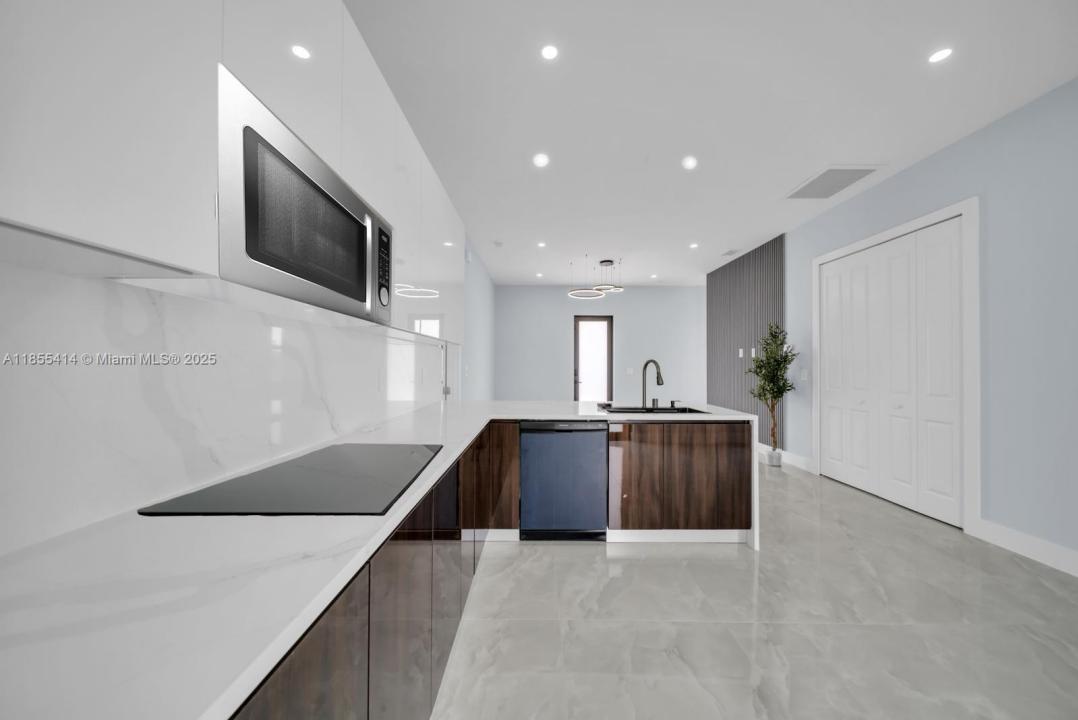 939 COMMODORE ST, Lehigh Acres, Florida 33974, Stati Uniti
