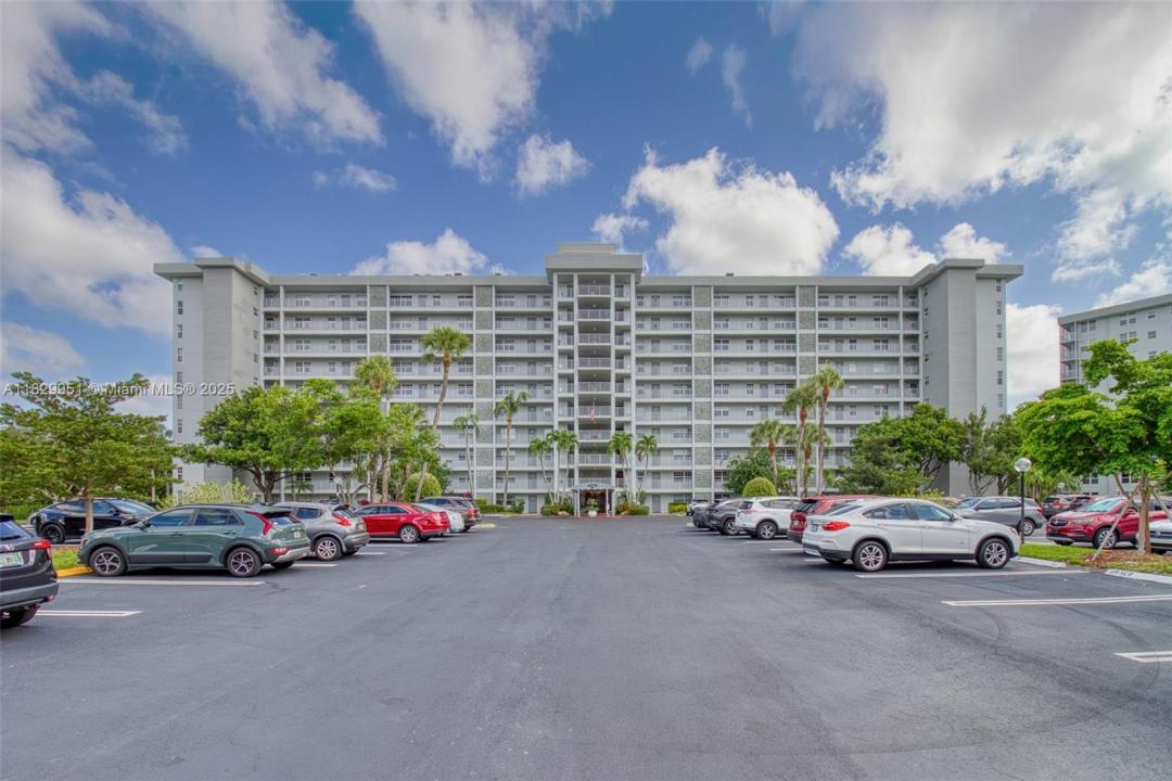4015 W Palm Aire Dr 506, Pompano Beach, Florida 33069, Estados Unidos