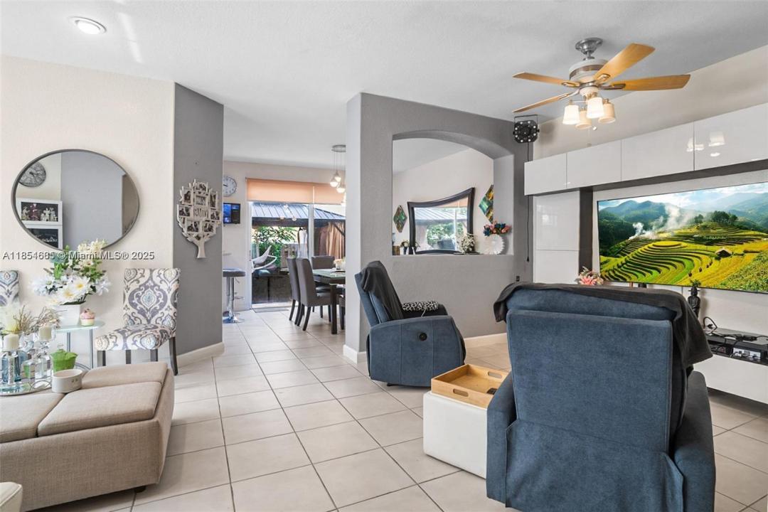 15030 SW 9th Ter, Miami, 佛罗里达州 33194, 美国