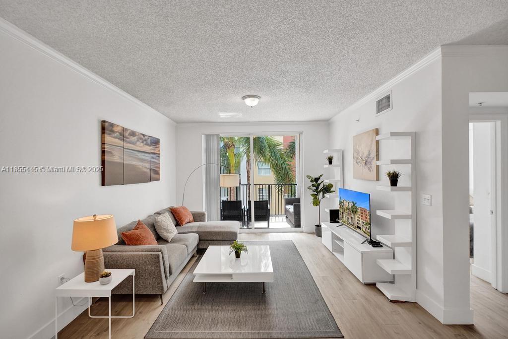 17100 N Bay Rd 1511, Sunny Isles Beach, Florida 33160, Stati Uniti