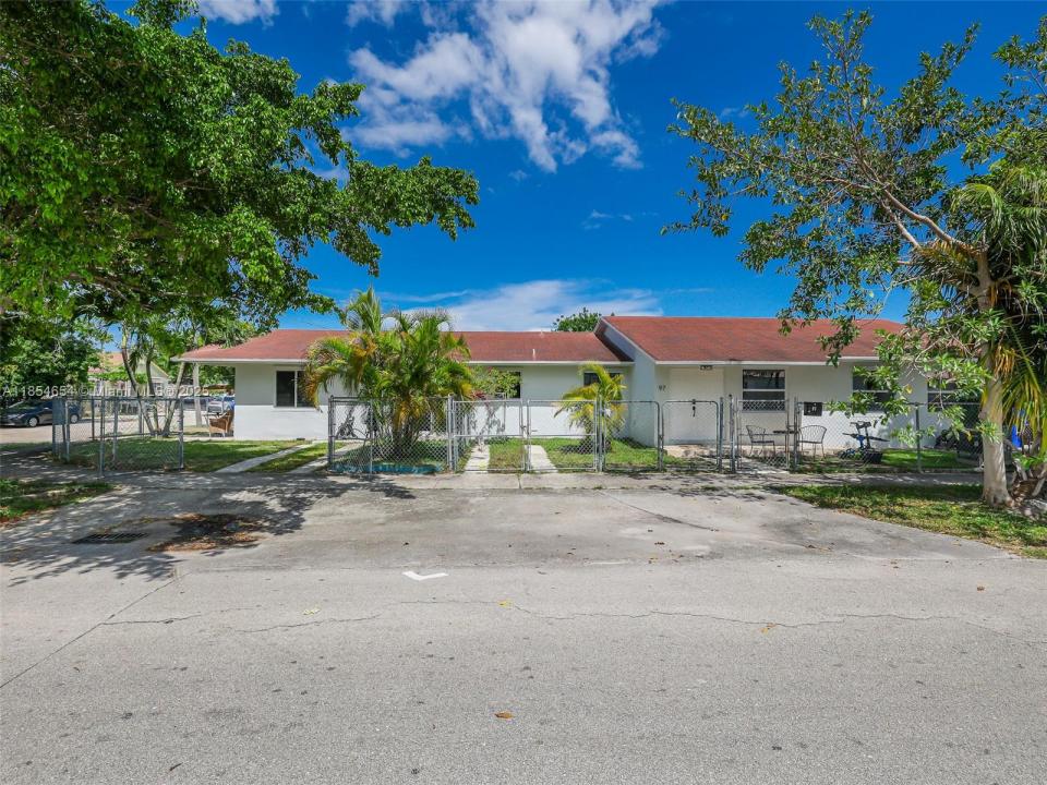 97 NW 47th Ct, Miami, 佛羅里達州 33126, 美國