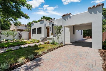 169 NE 48, Miami, Florida 33137, USA