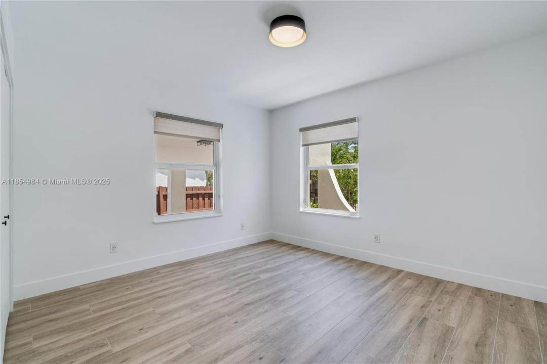 169 NE 48, Miami, Florida 33137