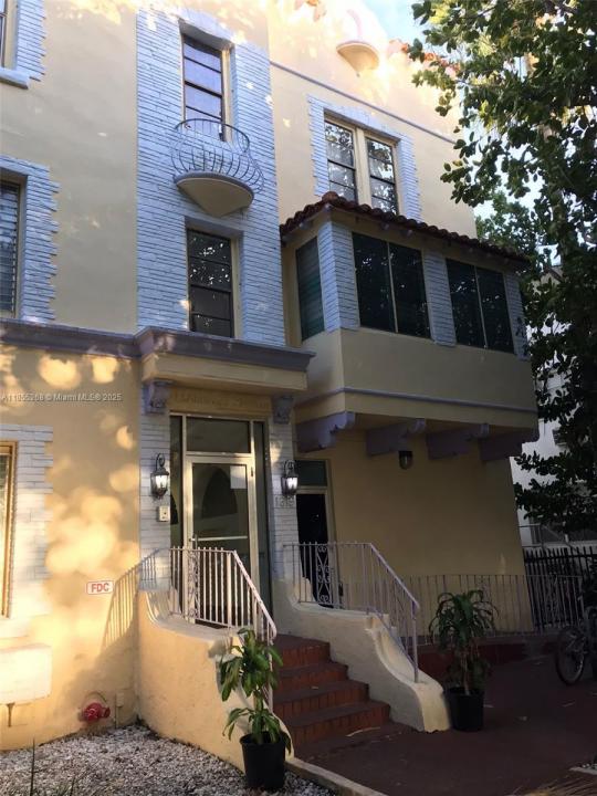 1319 Meridian Ave 104, Miami Beach, Florida 33139, Amerika Birleşik Devletleri