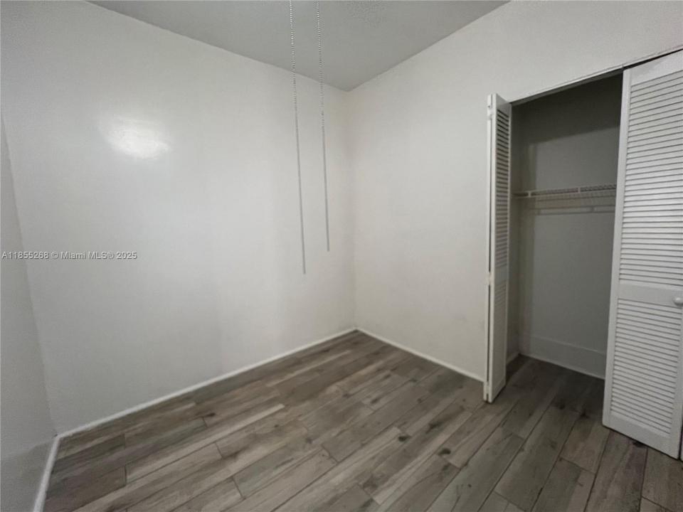 1319 Meridian Ave 104, Miami Beach, Florida 33139, Amerika Birleşik Devletleri