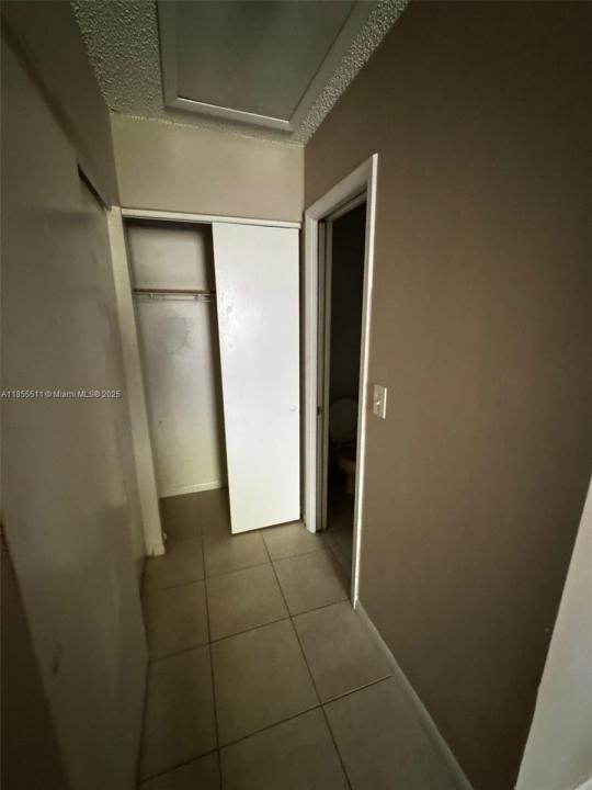 6023 N 10th Ave N 215, Green Acres, Флорида 33463, Соединенные Штаты