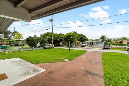 7230 NW 5th St, Miami, Florida 33126, USA