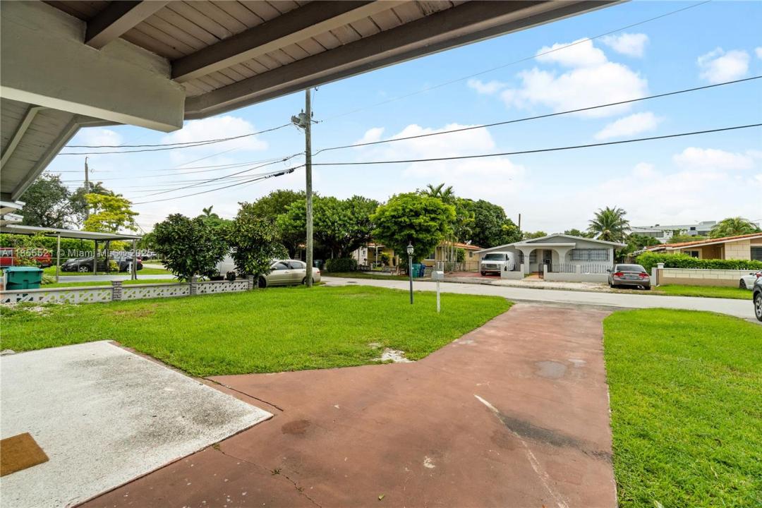 7230 NW 5th St, Miami, 佛罗里达州 33126, 美国