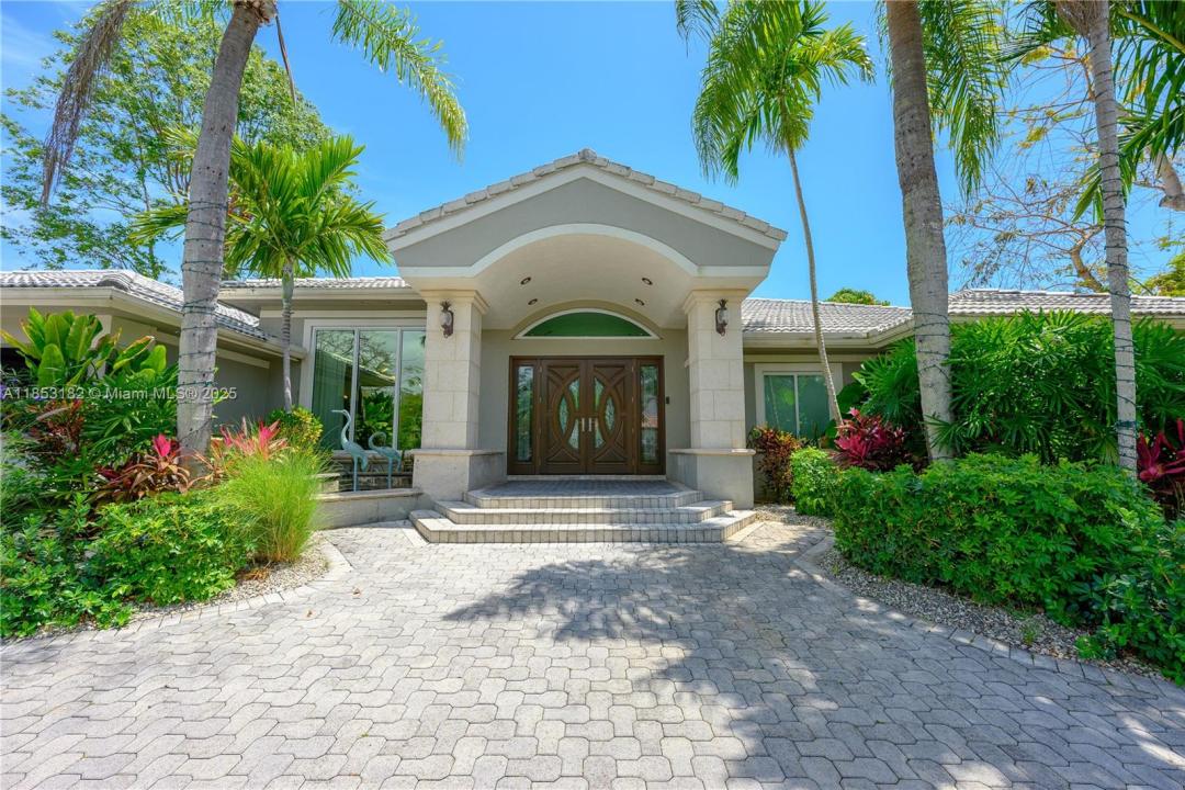 16001 SW 77th Ct, Palmetto Bay, Florida 33157, USA
