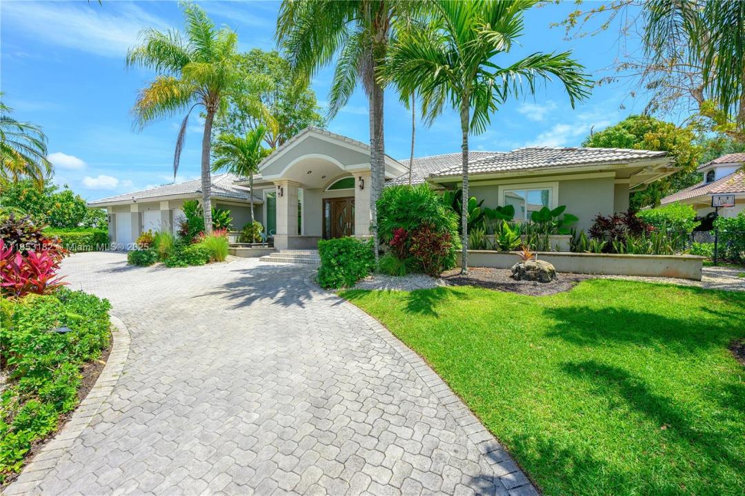 16001 SW 77th Ct, Palmetto Bay, Florida 33157, USA