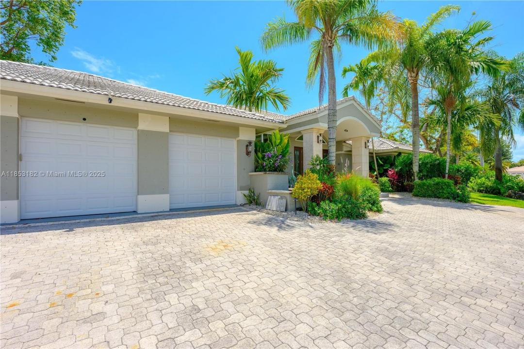 16001 SW 77th Ct, Palmetto Bay, Florida 33157, USA