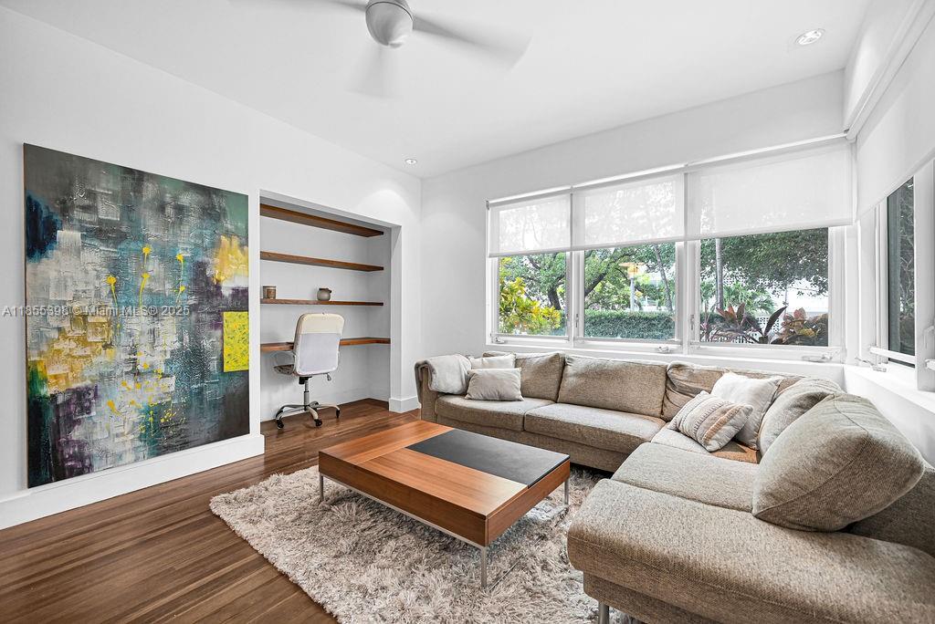 1751 James Ave 102, Miami Beach, פלורידה 33139, ארצות הברית של אמריקה 