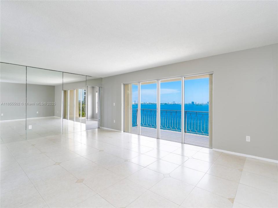11111 Biscayne Blvd 912, Miami, Flórida 33181, Estados Unidos