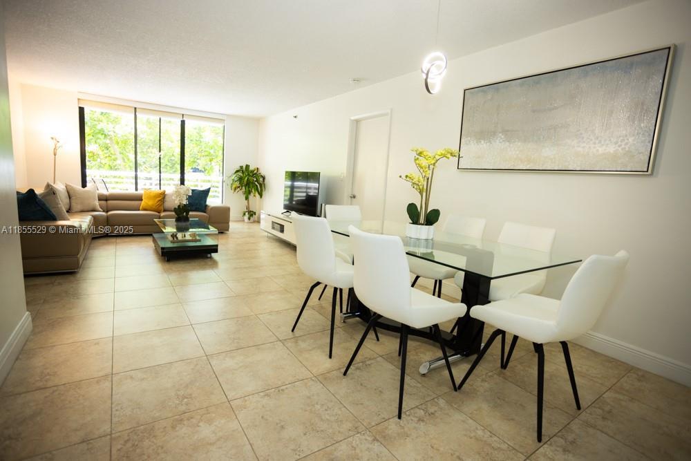 3300 NE 192nd St 214, Aventura, Florida 33180, USA