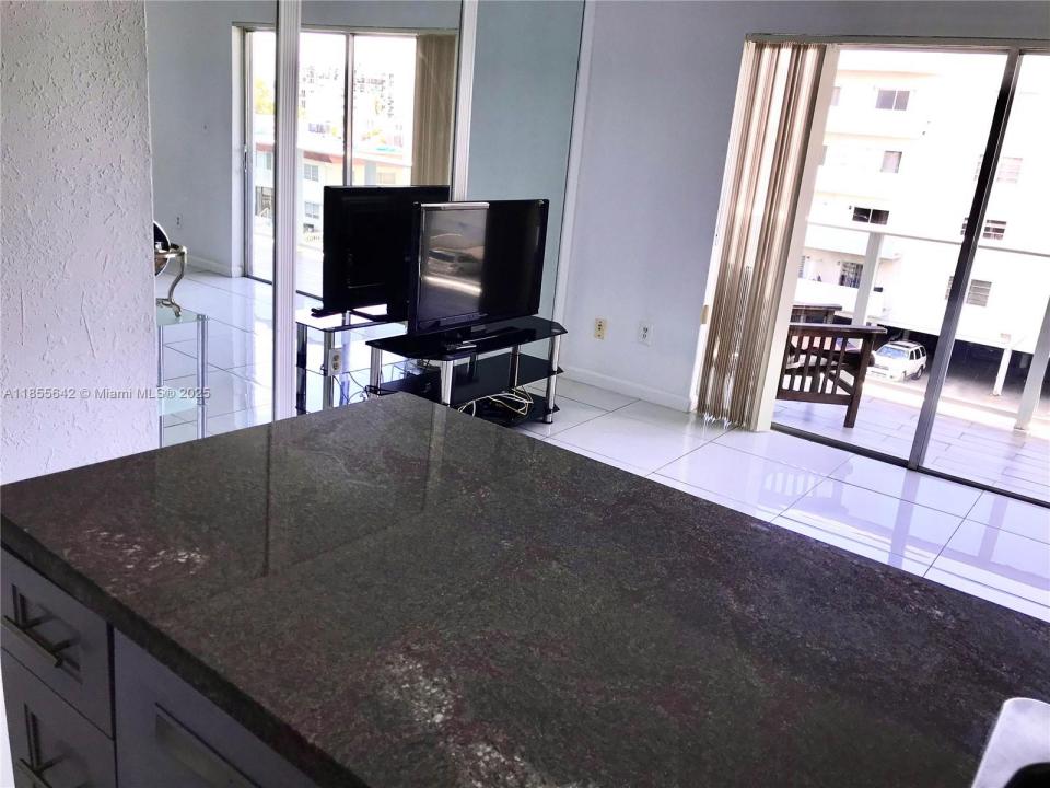 North Miami Beach, Florida 33160, Stati Uniti