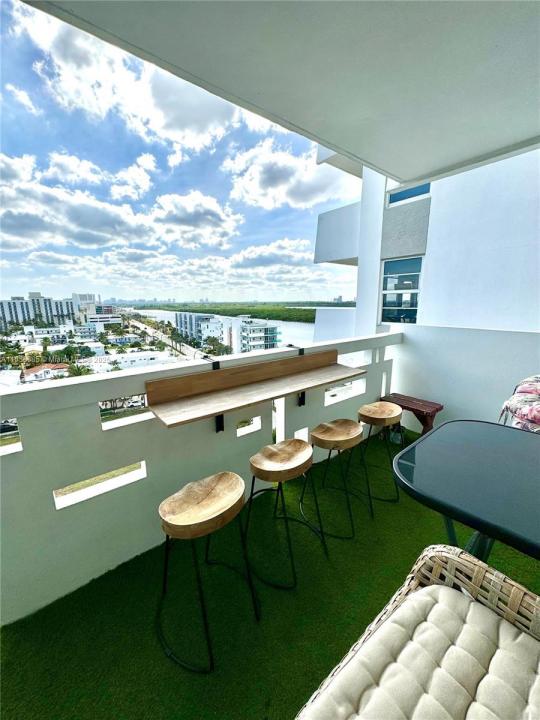 3111 N Ocean Dr 1011, Hollywood, פלורידה 33019, ארצות הברית של אמריקה 