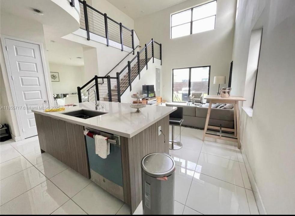 8824 NW 161st Ter, Miami Lakes, Florida 33018