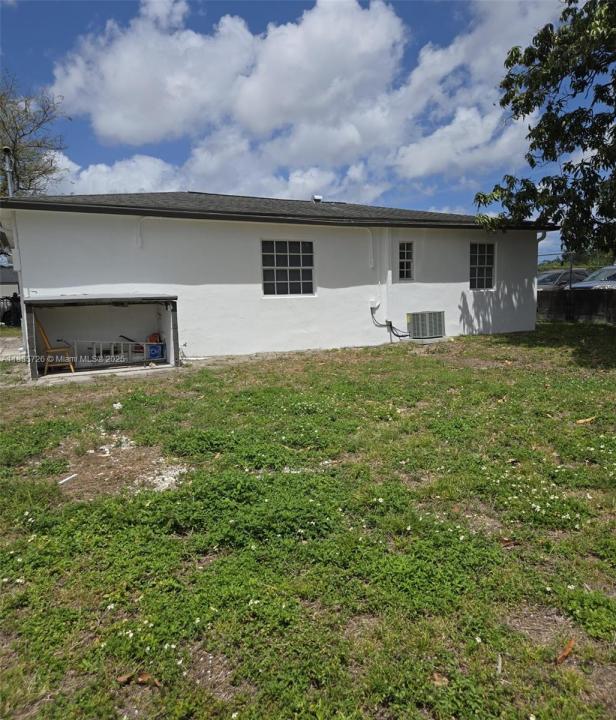 3242 NW 87th Ter, Miami, Floride 33147, États-Unis