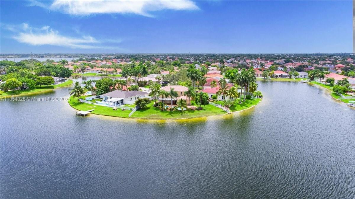 2340 NW 186th Ave, Pembroke Pines, Floride 33029, États-Unis