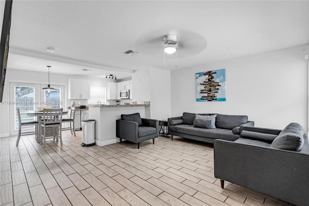 6660 Custer, Hollywood, פלורידה 33024, ארצות הברית של אמריקה