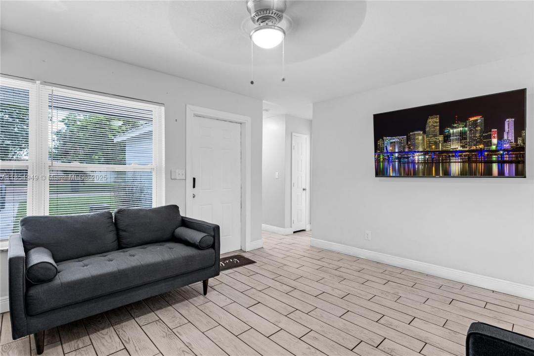 6660 Custer, Hollywood, פלורידה 33024, ארצות הברית של אמריקה