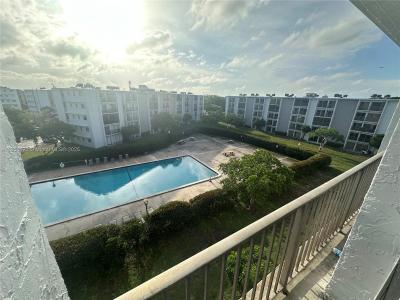 8610 N Sherman Cir 503, Miramar, Florida 33025, USA
