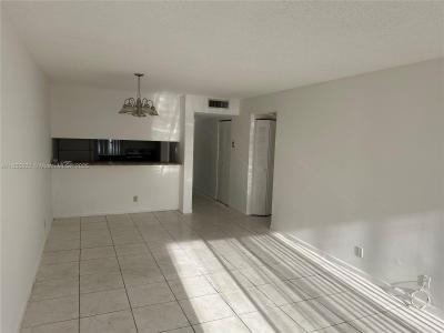 8610 N Sherman Cir 503, Miramar, Florida 33025, USA