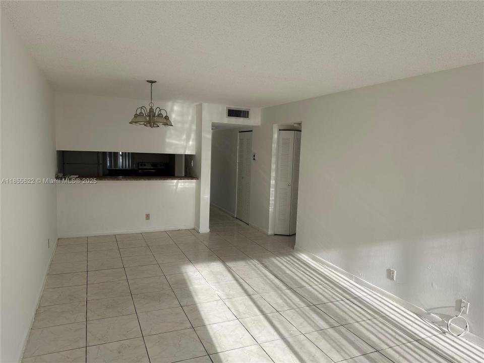 8610 N Sherman Cir 503, Miramar, Florida 33025, Estados Unidos