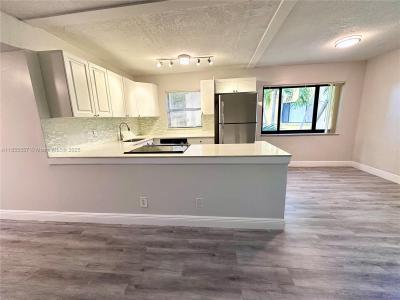 120 Meadows Cir 120, Boynton Beach, Florida 33436, USA
