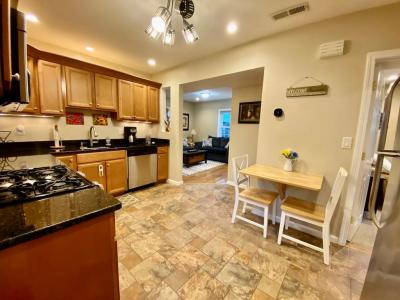 61 Callender Avenue 2, Newport, Род Айленд 02840, Соединенные Штаты
