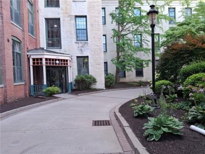 15 Higgins Street 106, Smithfield, RI 02917, USA
