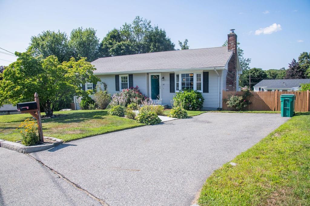 52 CAREY Court, Woonsocket, Rhode Island 02895, Amerika Birleşik Devletleri