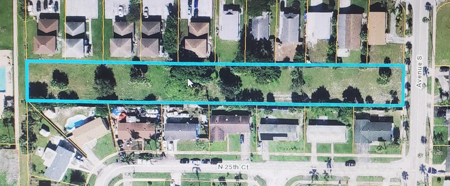 S Avenue, Riviera Beach, Florida 33404