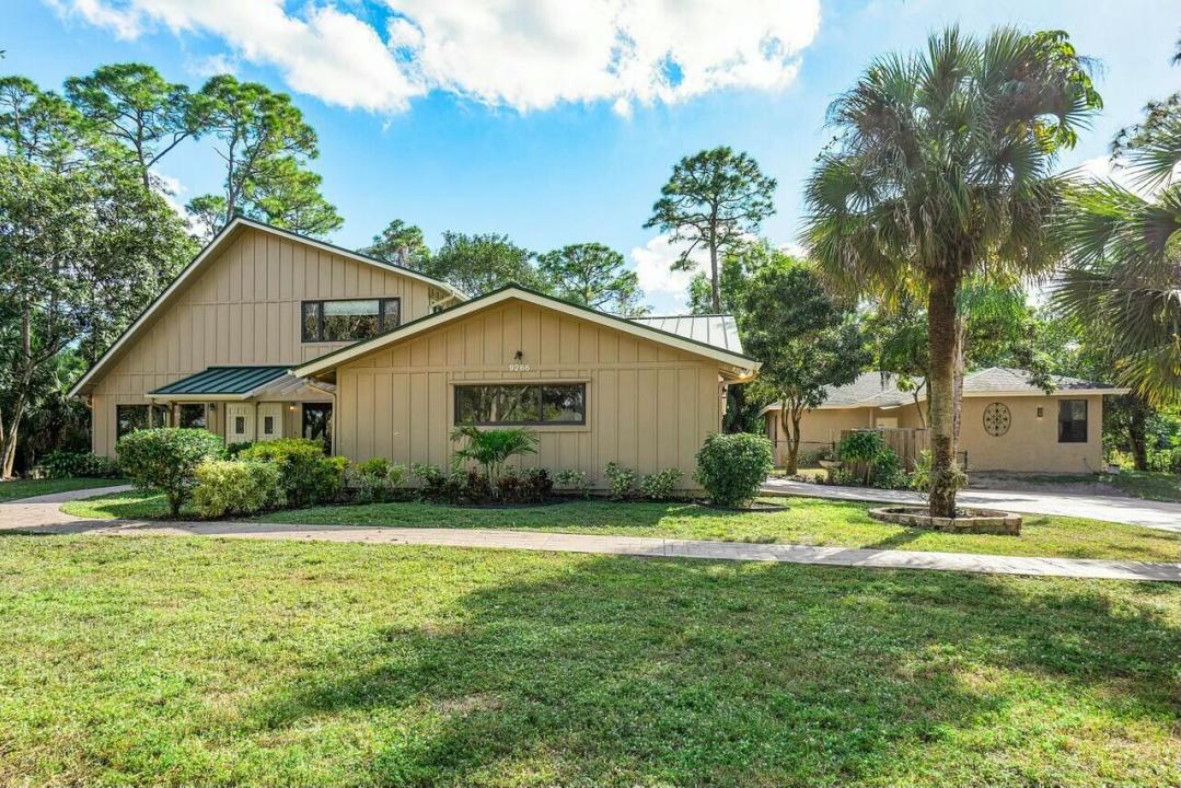 9266 Pinion Drive, Lake Worth, Florida 33467