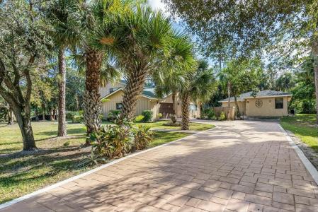 9266 Pinion Drive, Lake Worth, Florida 33467