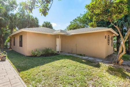 9266 Pinion Drive, Lake Worth, Florida 33467
