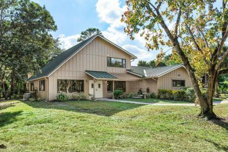 9266 Pinion Drive, Lake Worth, Florida 33467