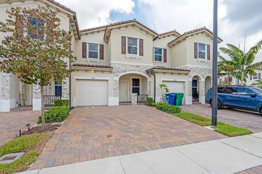 5515 NW 27th Street, Azalea Isle, Lauderhill, Florida 33313