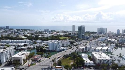 1016 71st St 201, Miami Beach, Florida 33141, USA