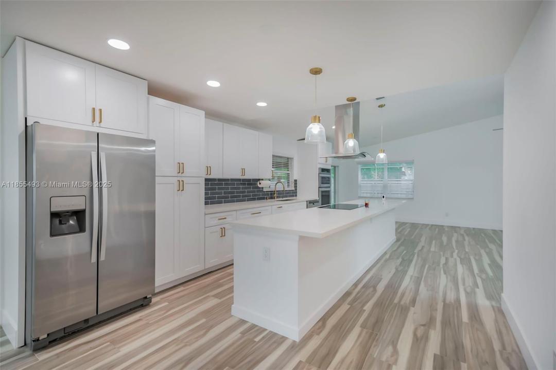 6955 NW 18th St, Margate, Florida 33063