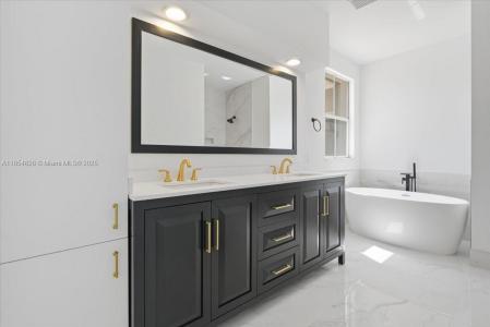 2340 NW 186th Ave, Pembroke Pines, Florida 33029
