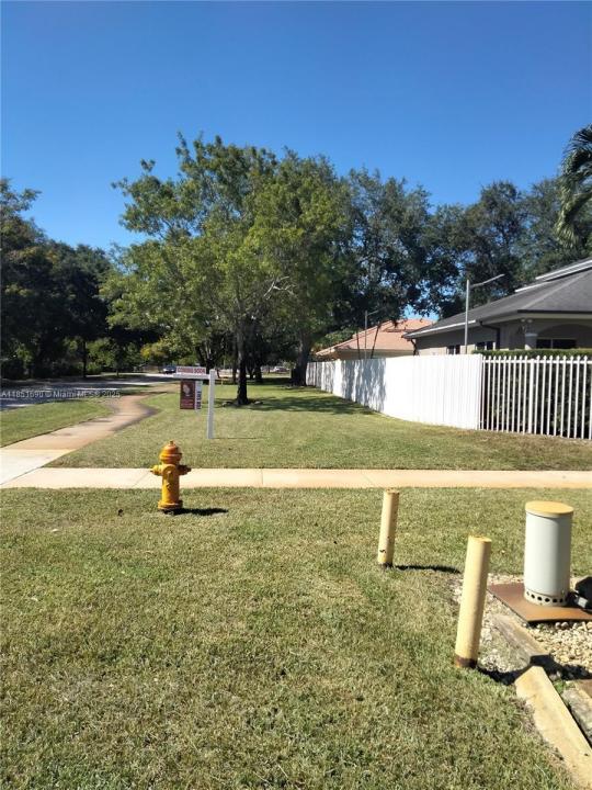 11 NE 151st St, Miami, Florida 33162, Amerika Birleşik Devletleri